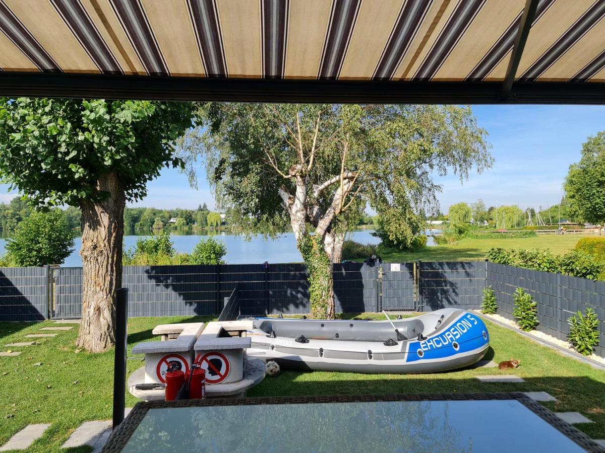 Ferienhaus Am See Hungen Eksteriør bilde
