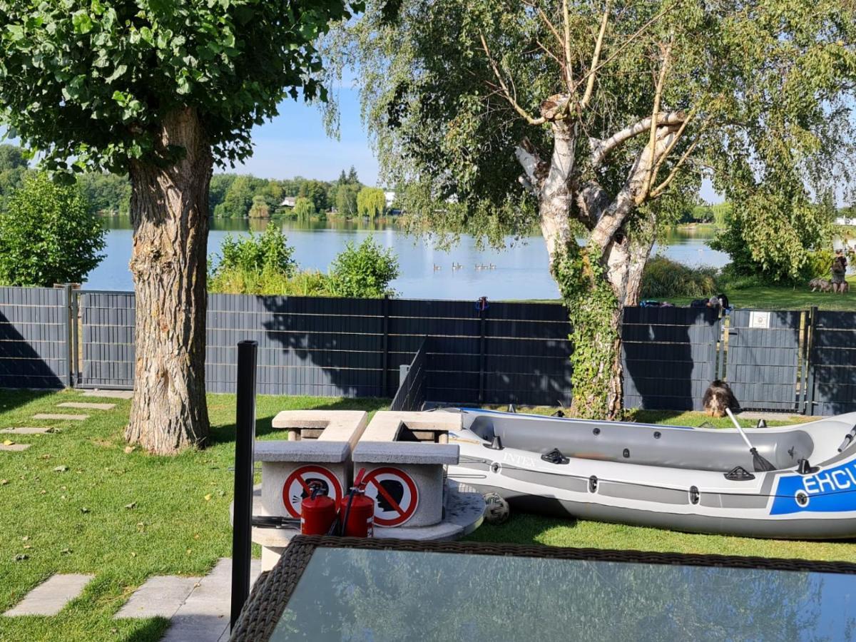 Ferienhaus Am See Hungen Eksteriør bilde