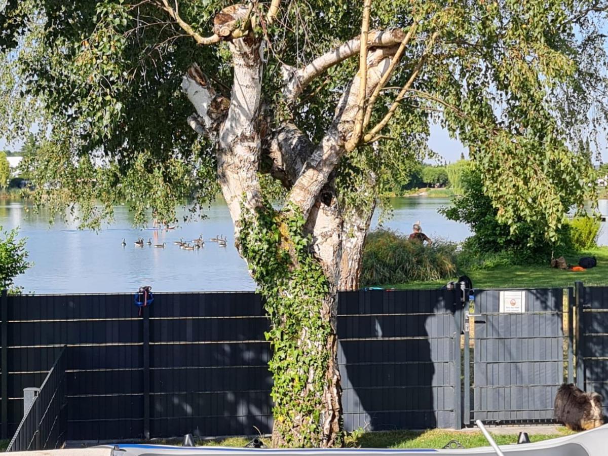 Ferienhaus Am See Hungen Eksteriør bilde
