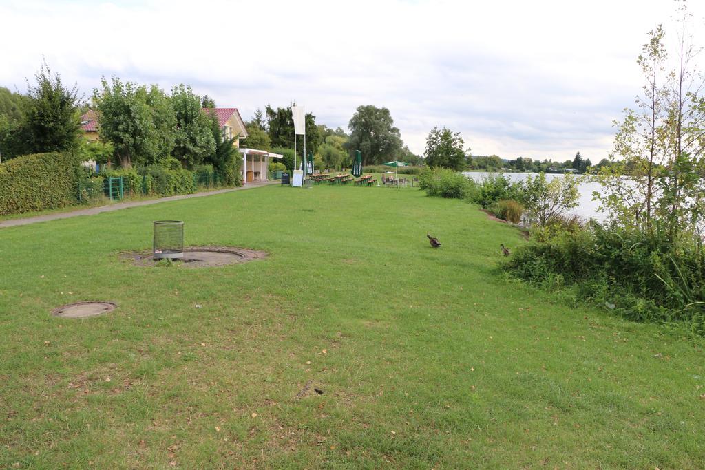 Ferienhaus Am See Hungen Eksteriør bilde